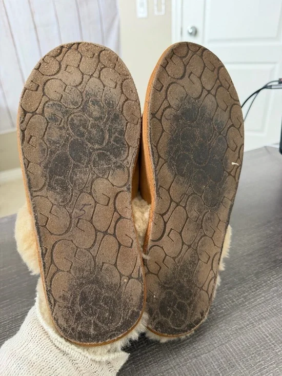 UGG Women's Scuffette II Shearling Slipper in Chestnut Size 9 - Picture 6 of 8